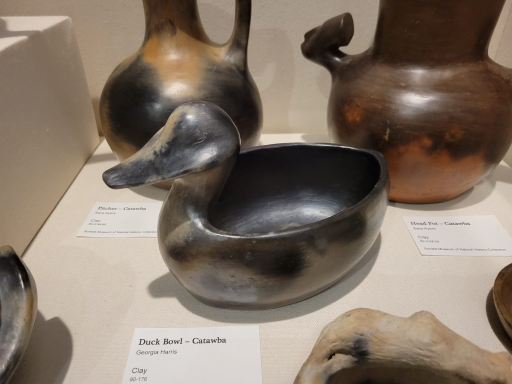 Photograph of Catawba Pottery called Duck Bowl.