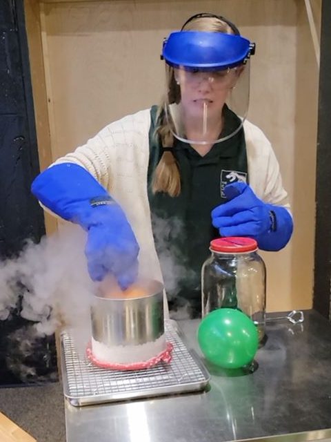 Schiele staff uses chemistry to freeze balloons